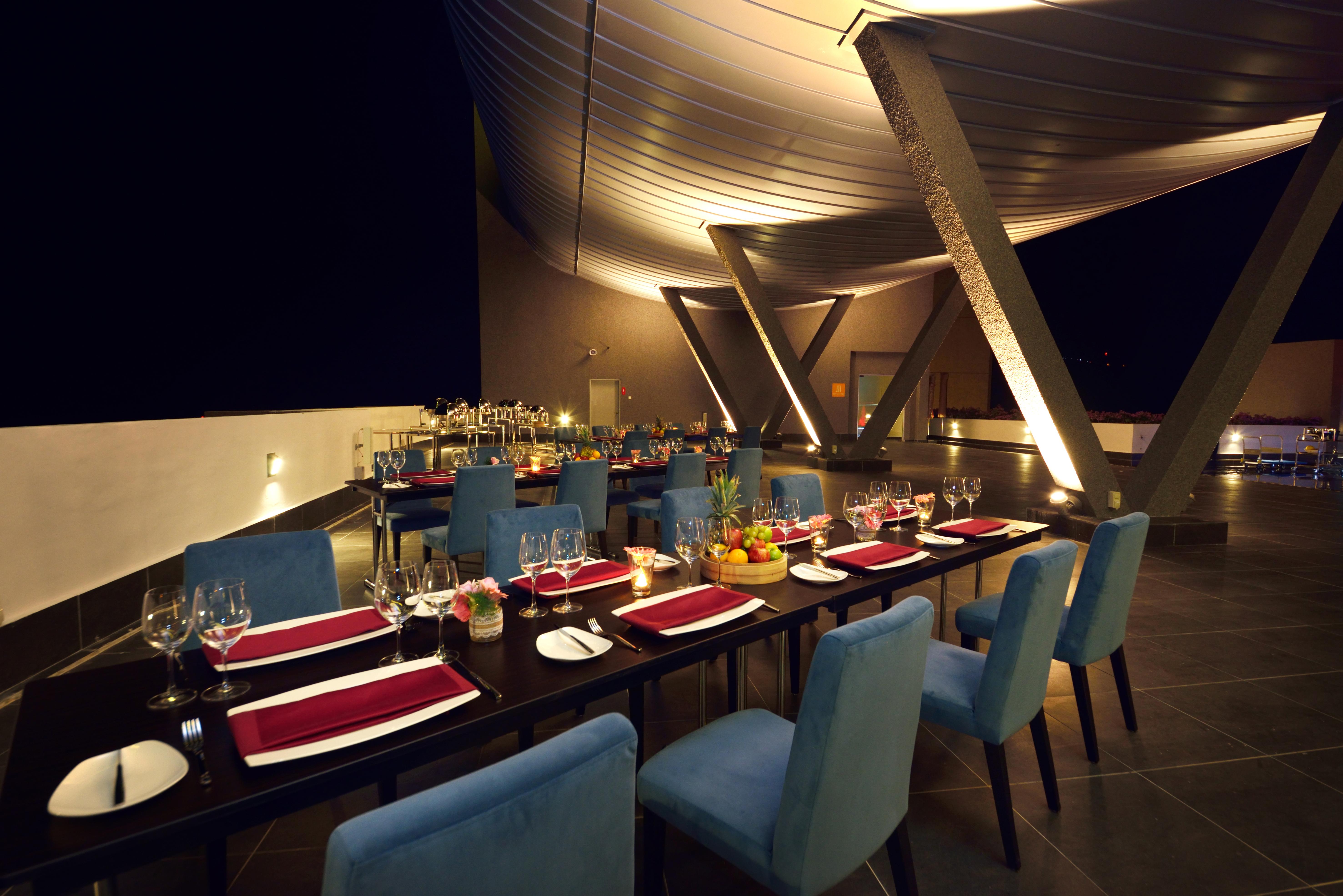 Lexis Suites Penang Bayan Lepas Ngoại thất bức ảnh The Deck