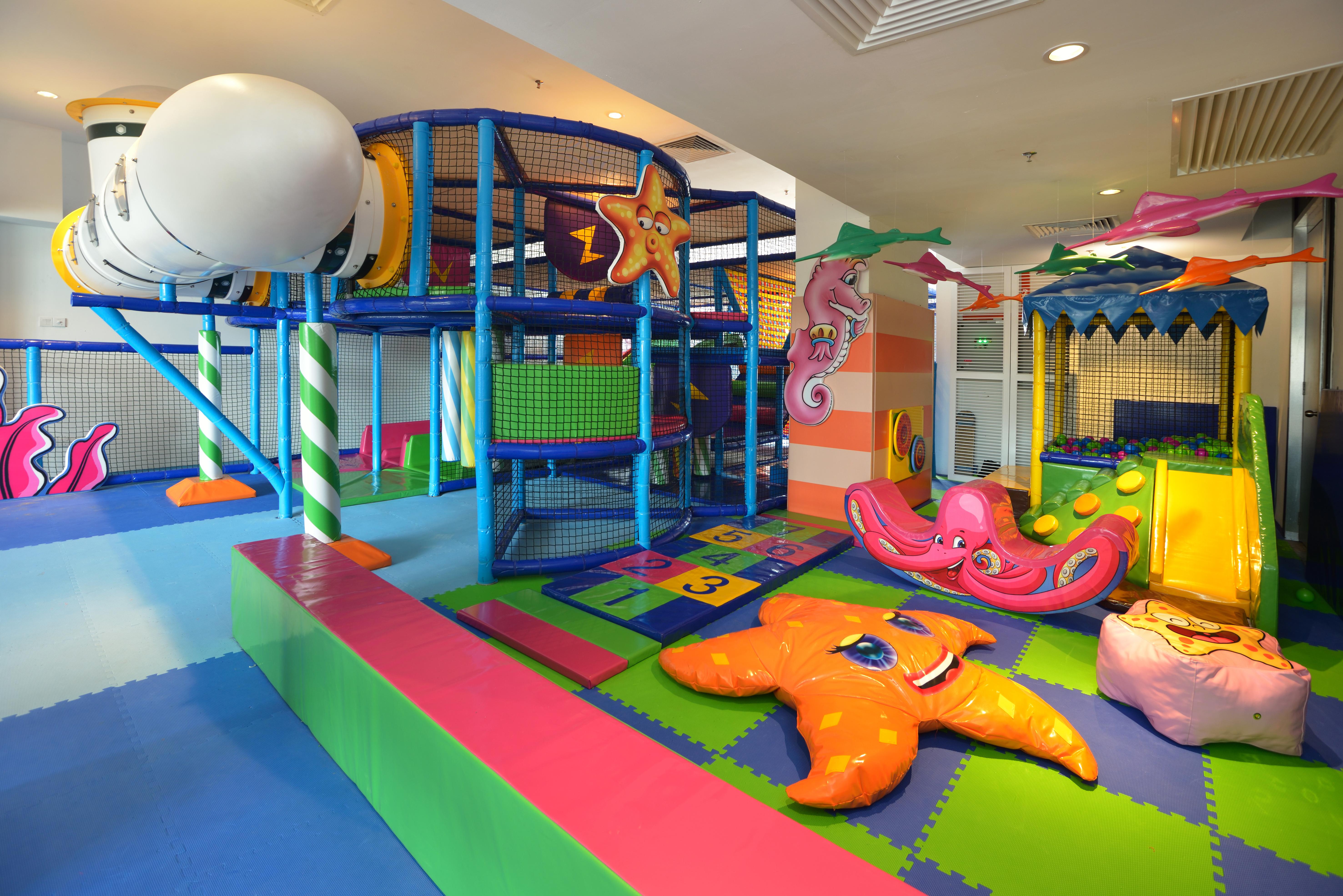 Lexis Suites Penang Bayan Lepas Ngoại thất bức ảnh An indoor playground in the United Arab Emirates