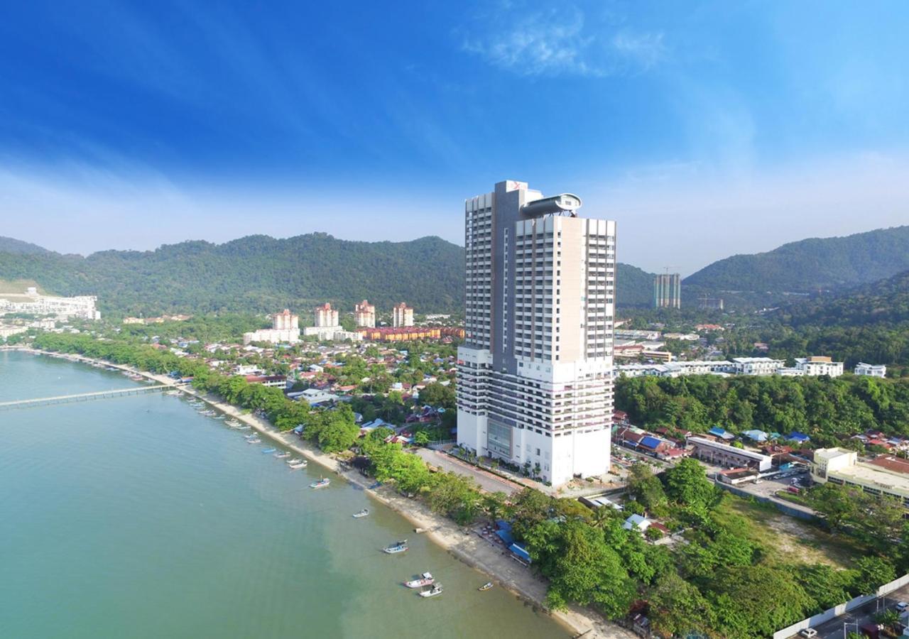 Lexis Suites Penang Bayan Lepas Ngoại thất bức ảnh Royal Paragon Hotel