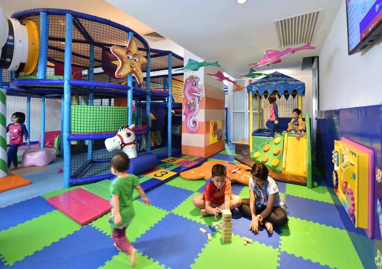 Lexis Suites Penang Bayan Lepas Ngoại thất bức ảnh Kids Club at Jumeirah Beach Hotel