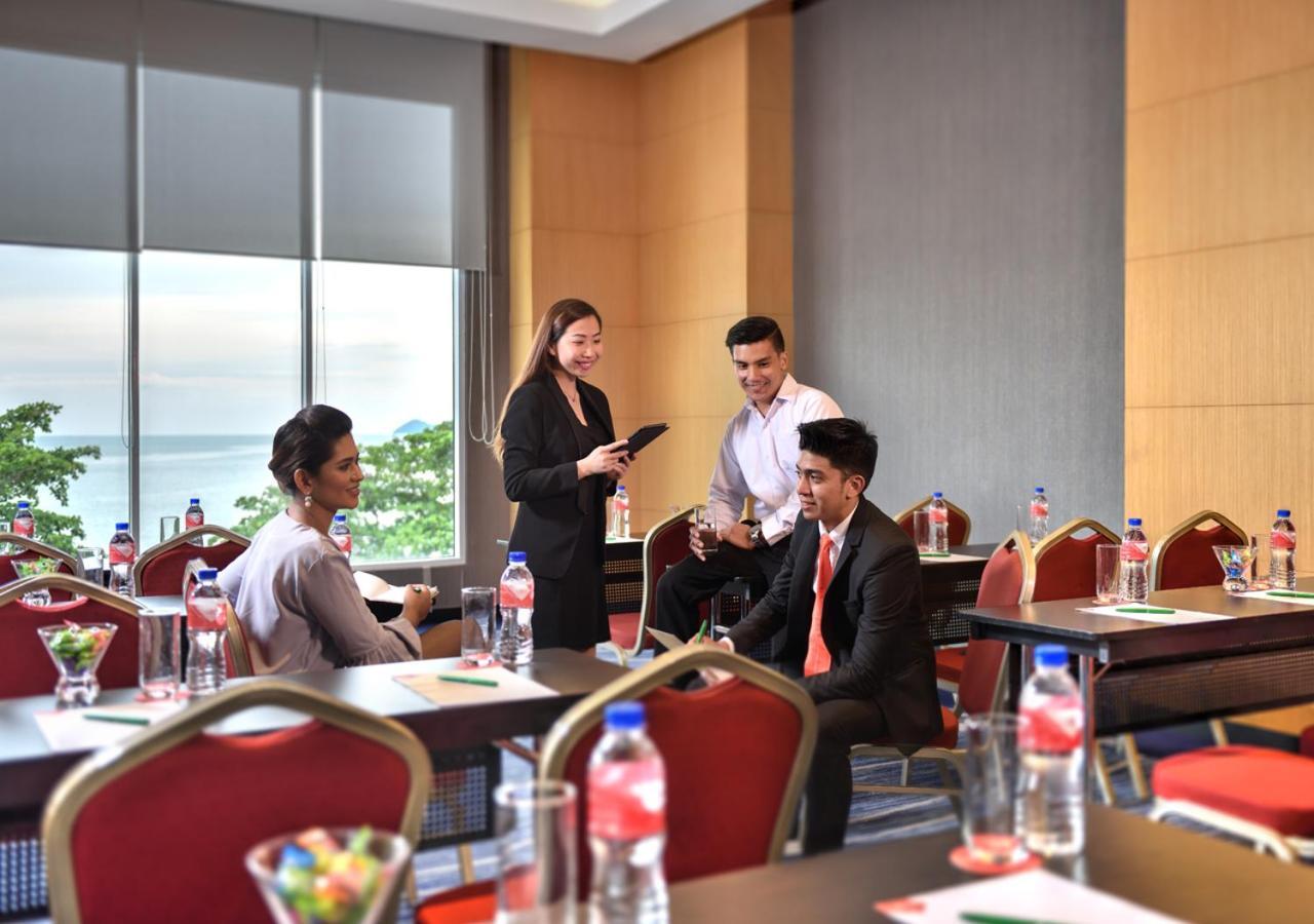 Lexis Suites Penang Bayan Lepas Ngoại thất bức ảnh Meeting room
