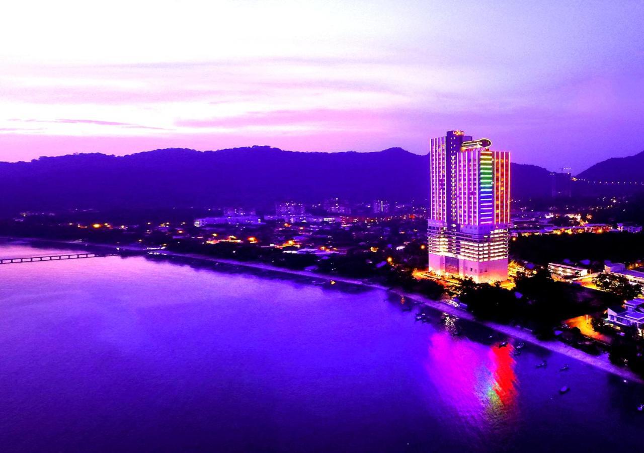 Lexis Suites Penang Bayan Lepas Ngoại thất bức ảnh The Bertam River